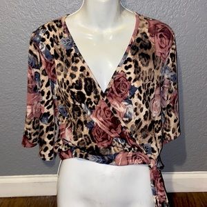 Gorgeous cheetah/flower print blouse